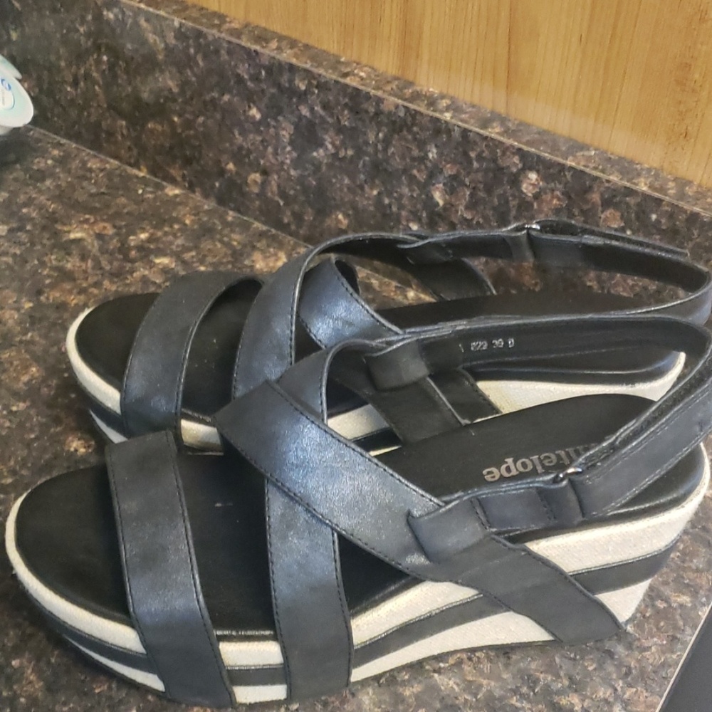 Antelope wedge Sandel size 39